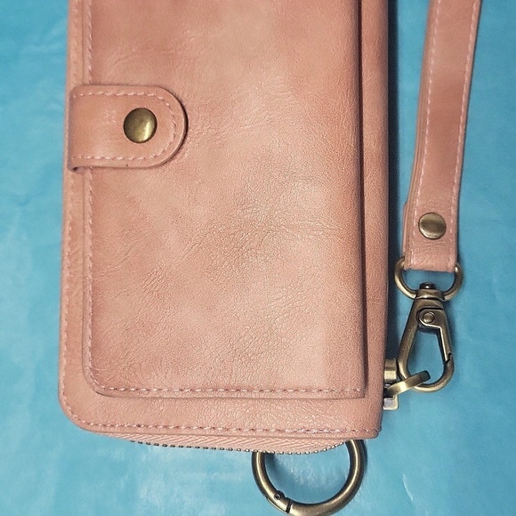 Pola Wallet / Phone Wallet - Picture 3 of 11